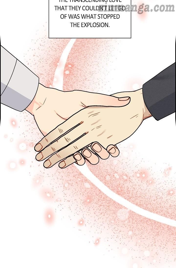 The Younger Male Lead Fell for Me before the Destruction Chapter 79 page 42